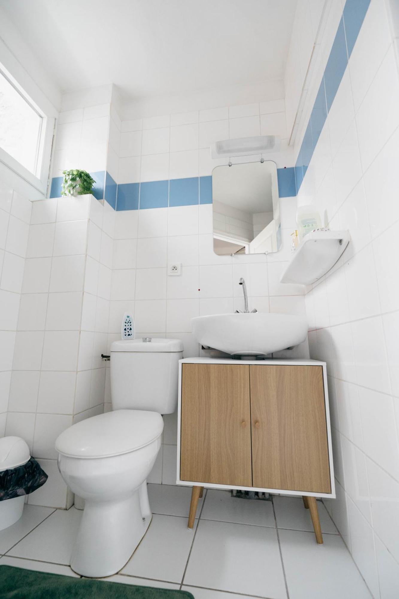 Appartement Verdant Oasis - Proche Du Centre - Wifi Gratuit - Parking A Proximite Lourdes