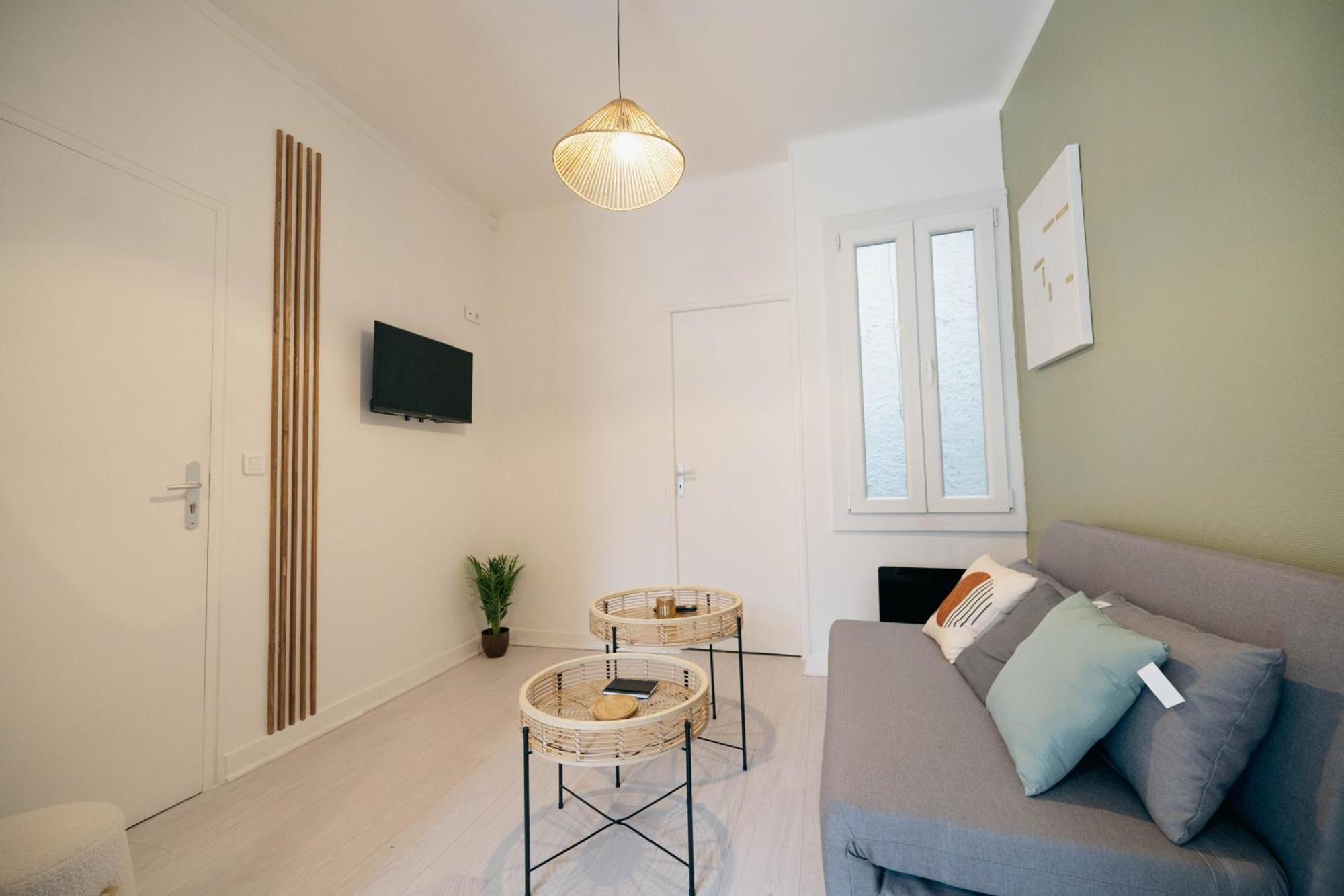 Appartement Verdant Oasis - Proche Du Centre - Wifi Gratuit - Parking A Proximite Lourdes