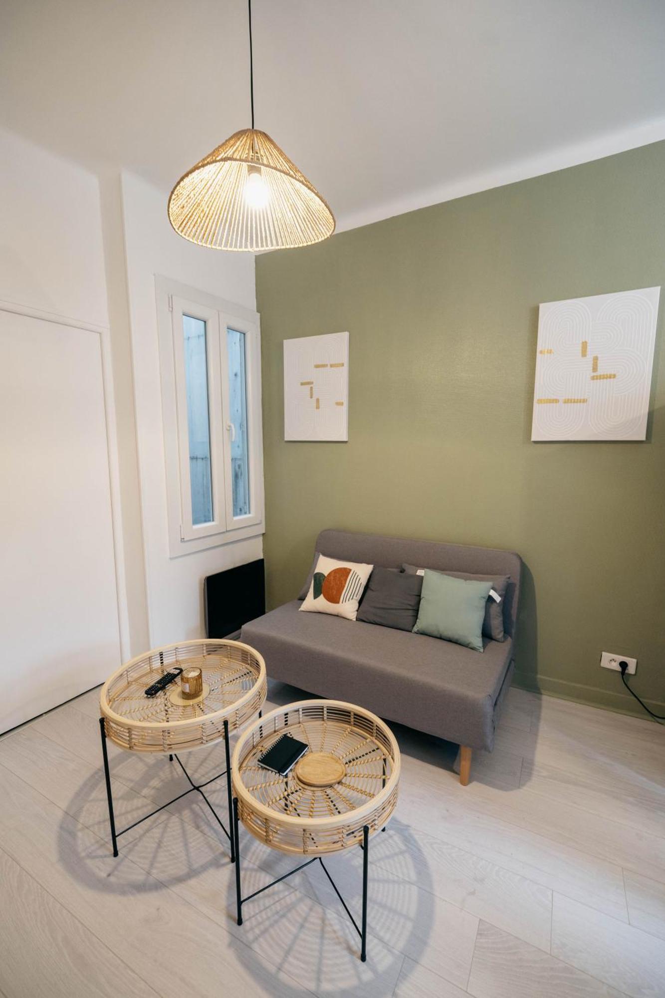Appartement Verdant Oasis - Proche Du Centre - Wifi Gratuit - Parking A Proximite