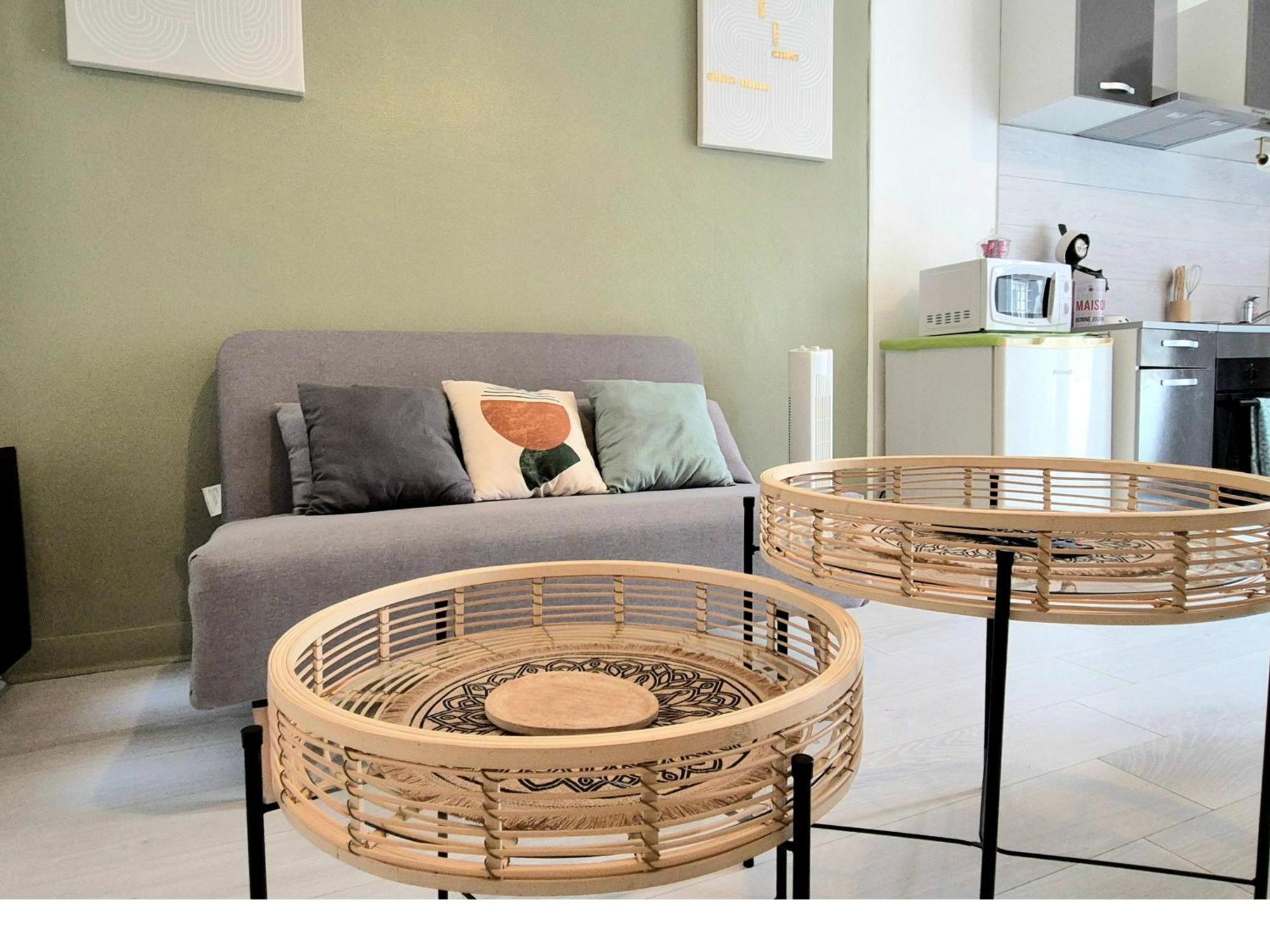 Appartement Verdant Oasis - Proche Du Centre - Wifi Gratuit - Parking A Proximite *